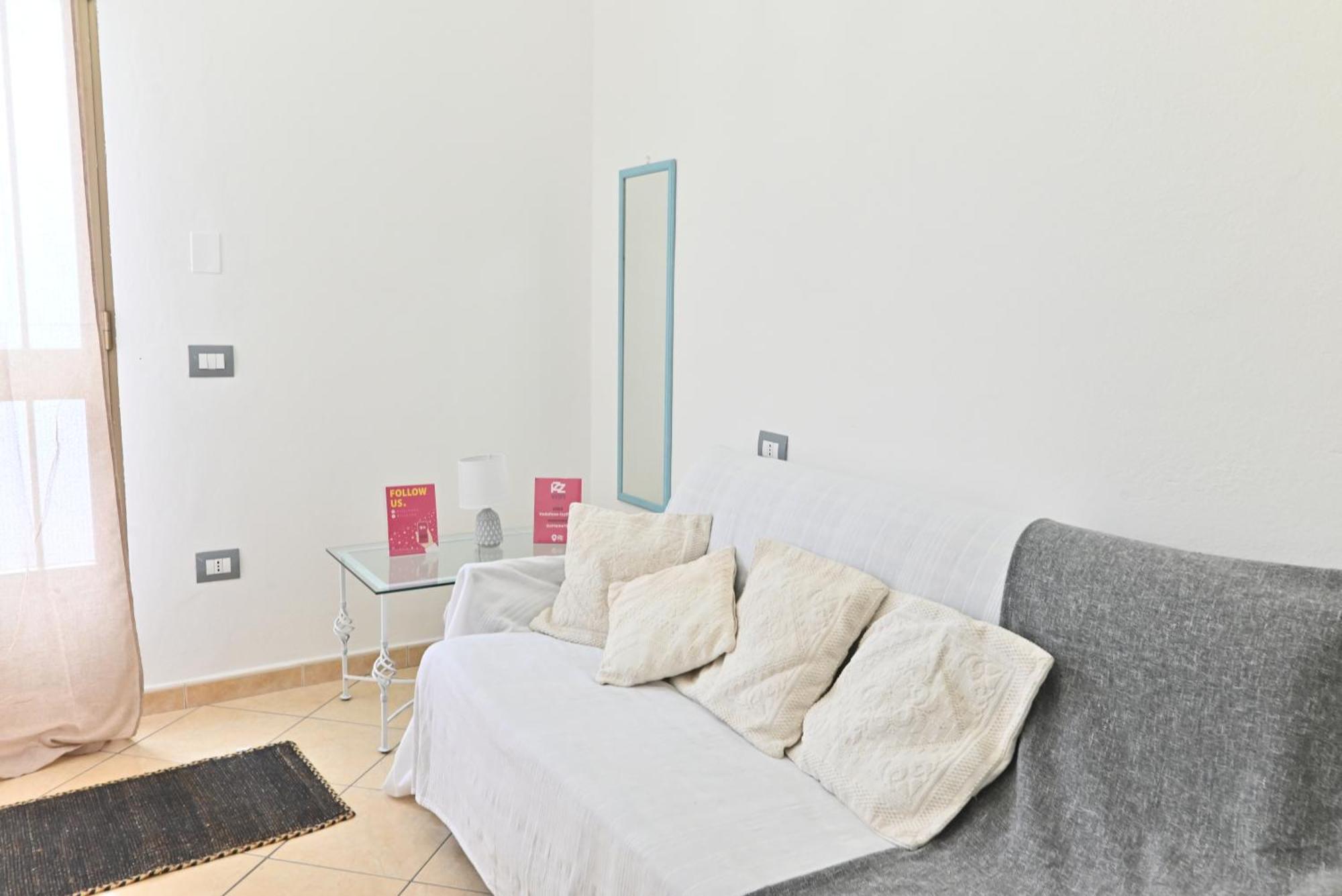 Izzhome Flamingo Pula Exterior photo